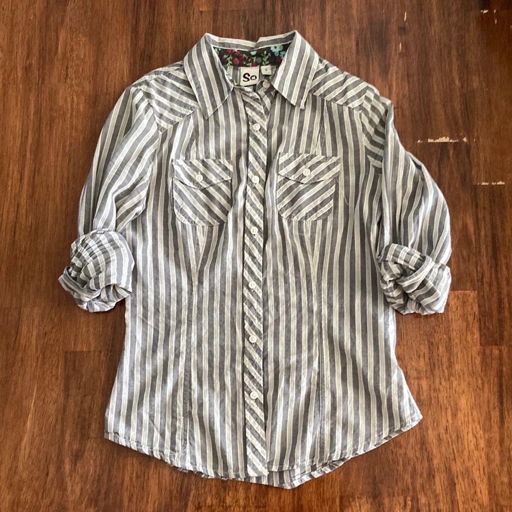 SO Striped Button Down Shirt 100% Cotton Work Top Oxford Fitted Size Small EUC